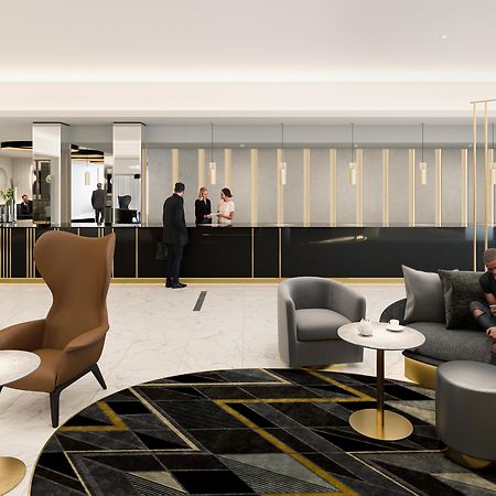 Strand Palace Londra Esterno foto Reception area