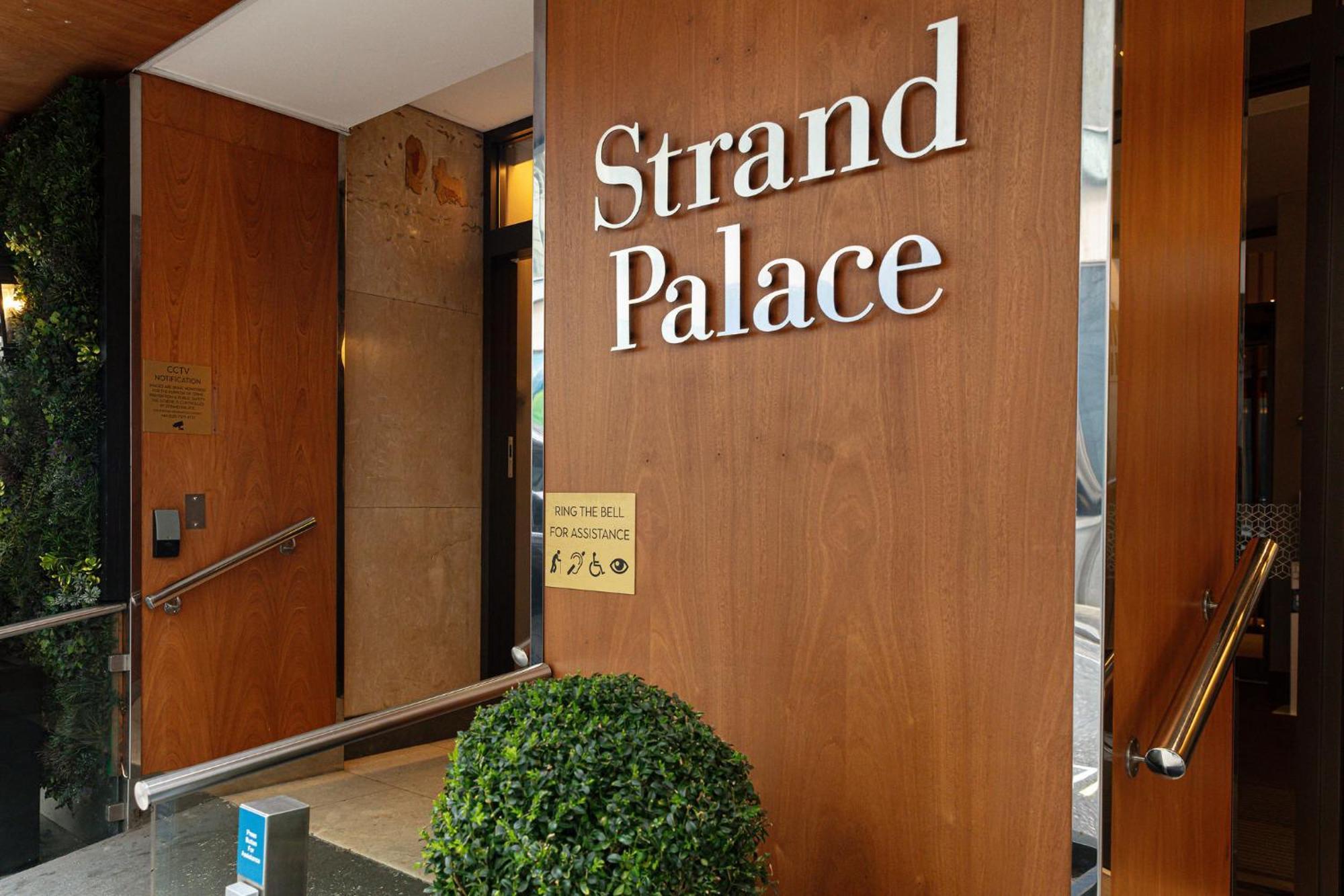Strand Palace Londra Esterno foto Strand Palace