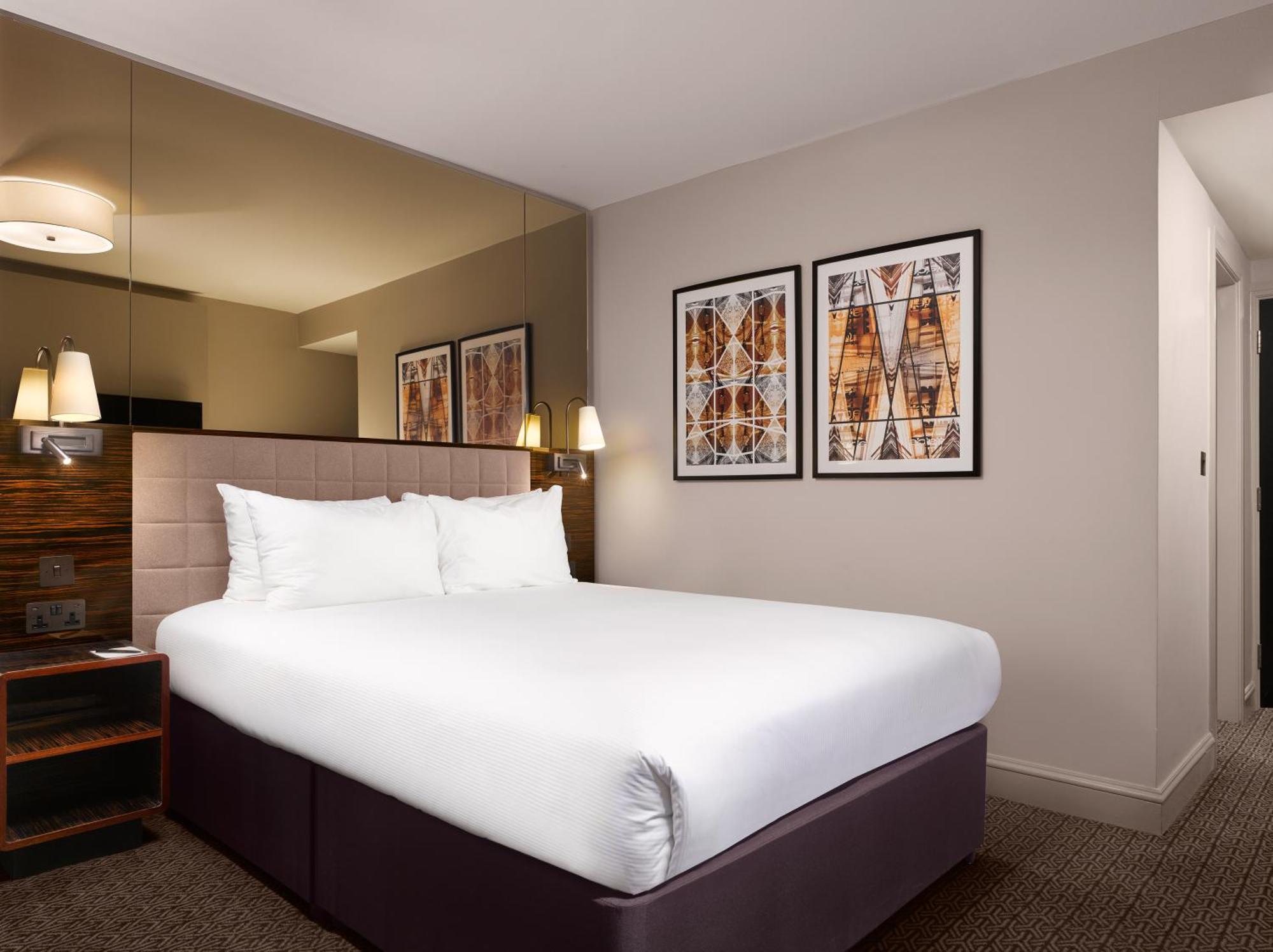 Strand Palace Londra Esterno foto A room at the hotel